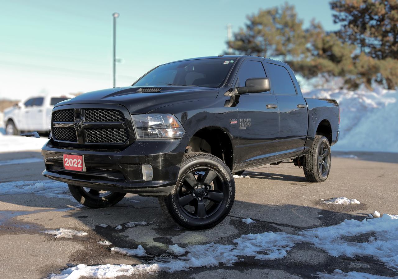 2022 RAM 1500 Classic Express 4x4 Crew Cab 5'7  Box | REMOTE START | Photo0