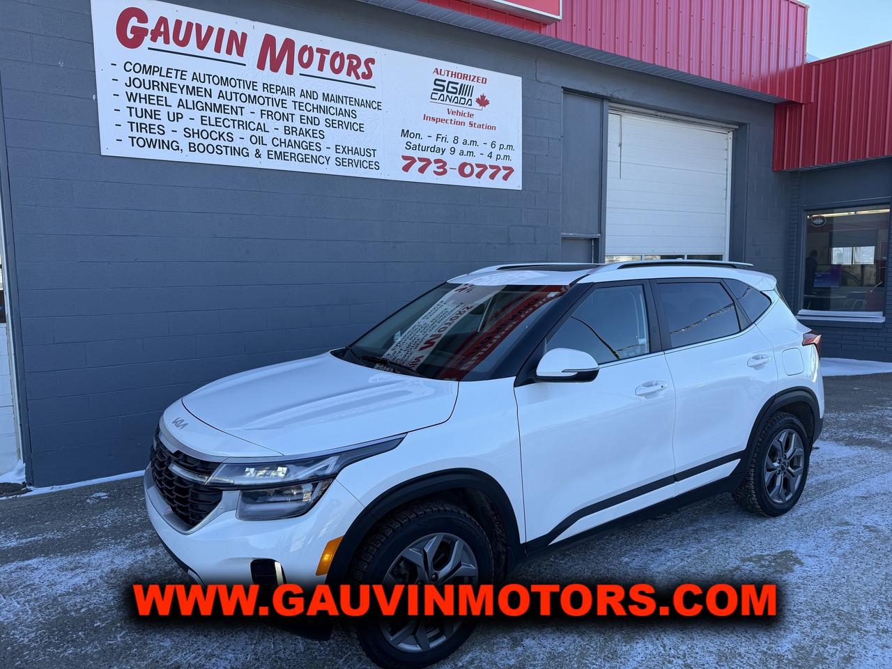 Used 2024 Kia Seltos EX AWD Leather, Sunroof & More! Low Km, On Sale! for sale in Swift Current, SK