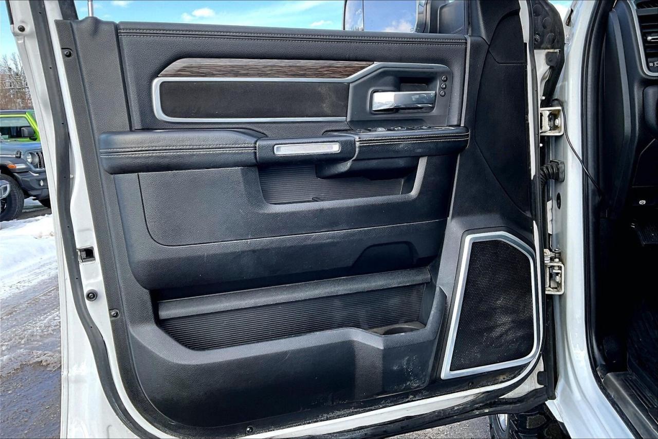 2019 RAM 2500 Laramie | Crew Cab | 6.7L Diesel | 360 Cam | 4X4 Photo