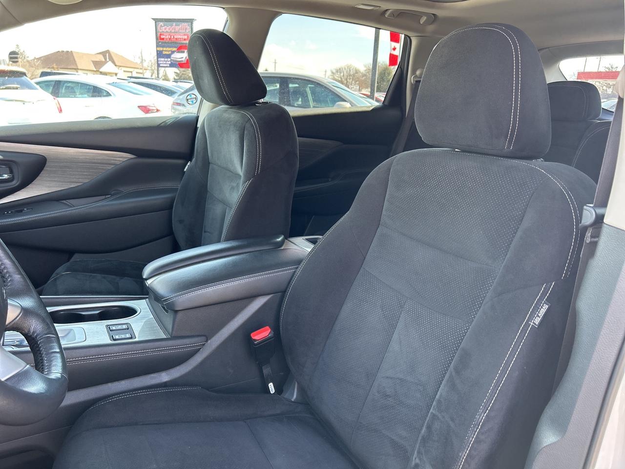 2018 Nissan Murano S, CLEAN CARFAX, SUNROOF, NAV, REMOTE START! - Photo #11