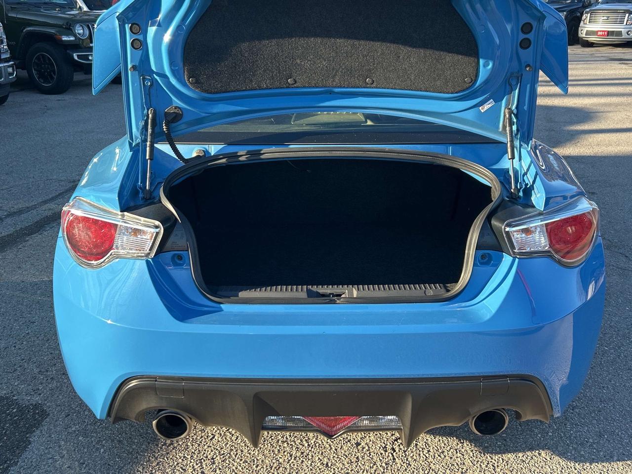 2016 Subaru BRZ HIKARI EDITION, CLEAN CARFAX, MANUAL TRANSMISSION! - Photo #11