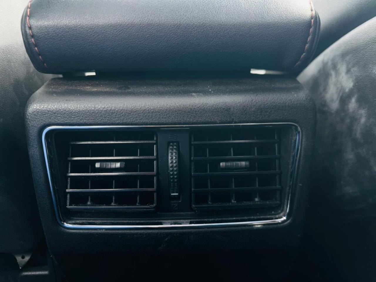 2012 Nissan Maxima 3.5 SV 4dr Sedan CVT Photo