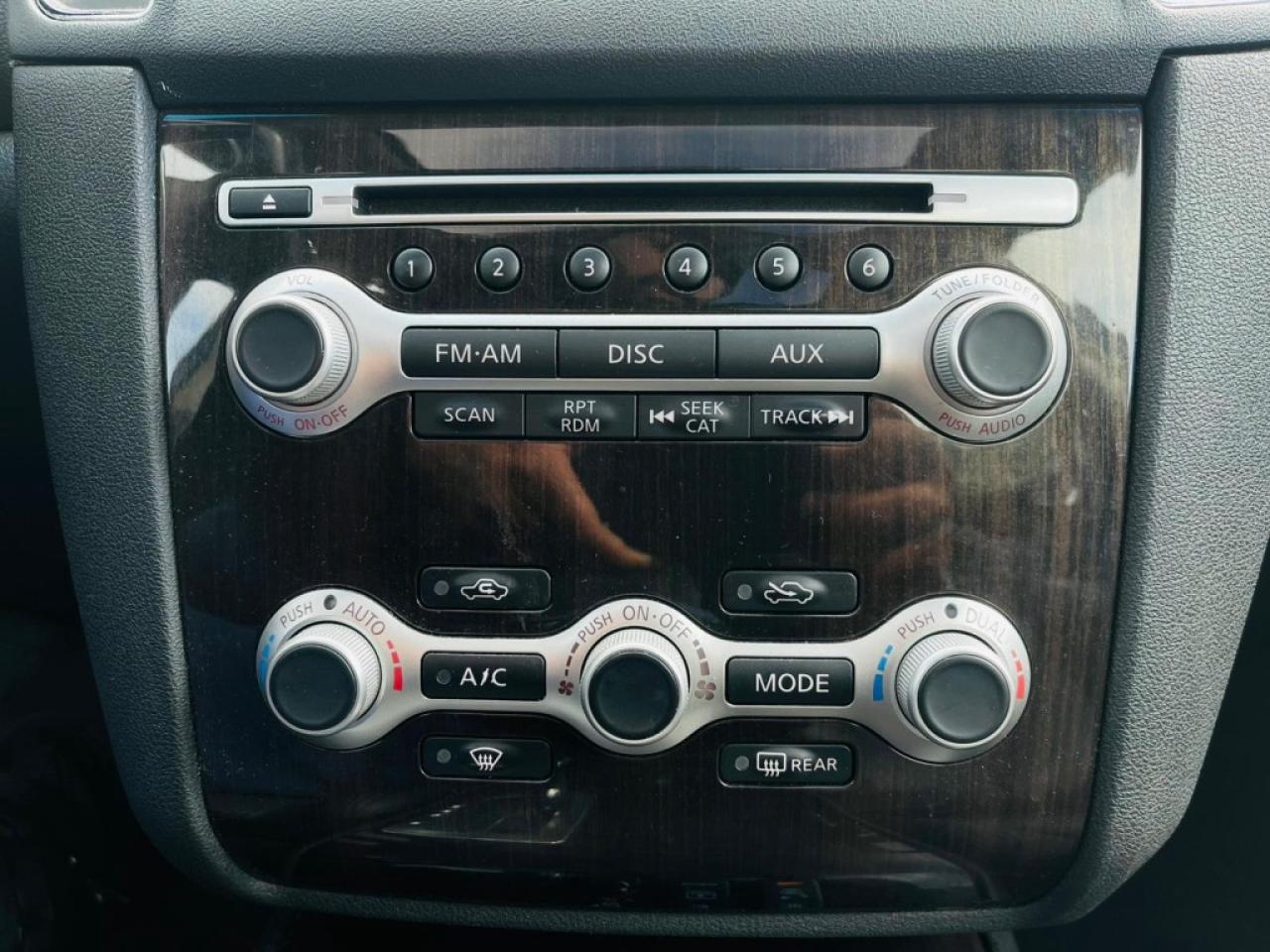 2012 Nissan Maxima 3.5 SV 4dr Sedan CVT Photo