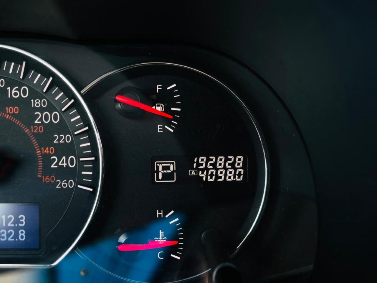 2012 Nissan Maxima 3.5 SV 4dr Sedan CVT Photo