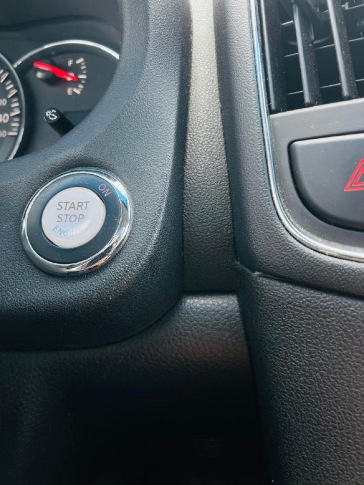 2012 Nissan Maxima 3.5 SV 4dr Sedan CVT Photo