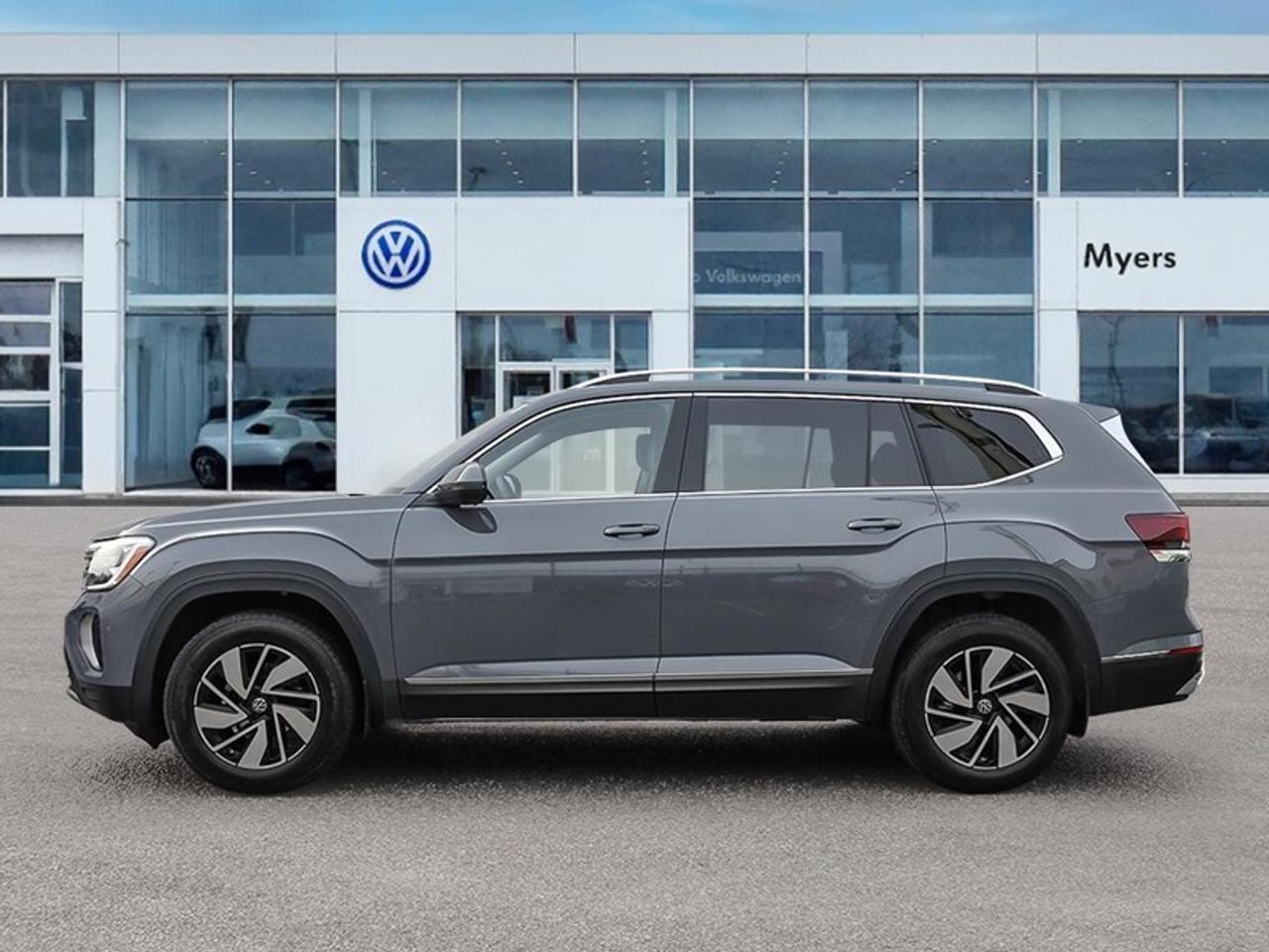 2026 Volkswagen Atlas Highline  - Leather Seats Photo2