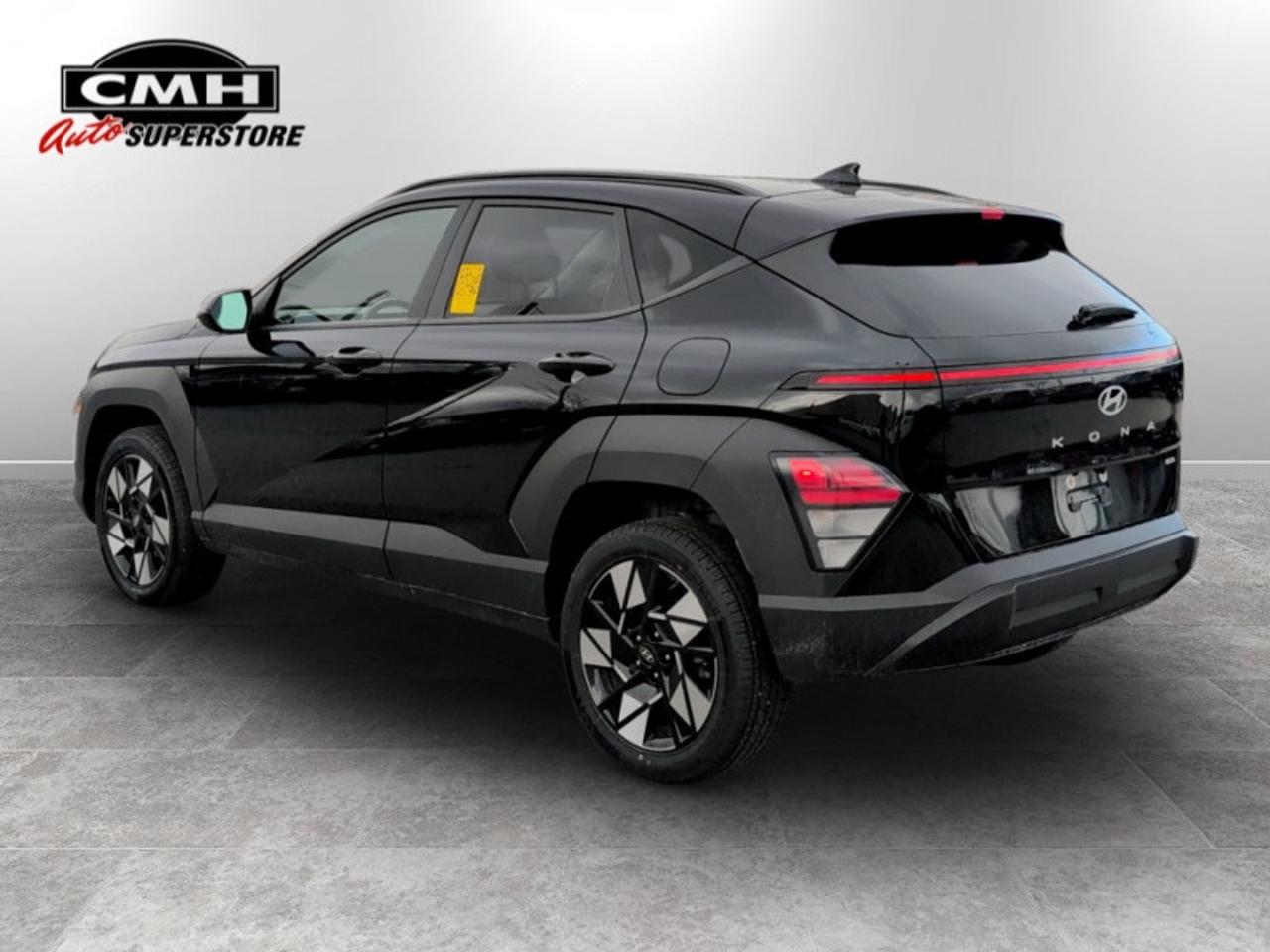 2024 Hyundai KONA Preferred FWD  **NO ACCIDENTS - AWD** Photo