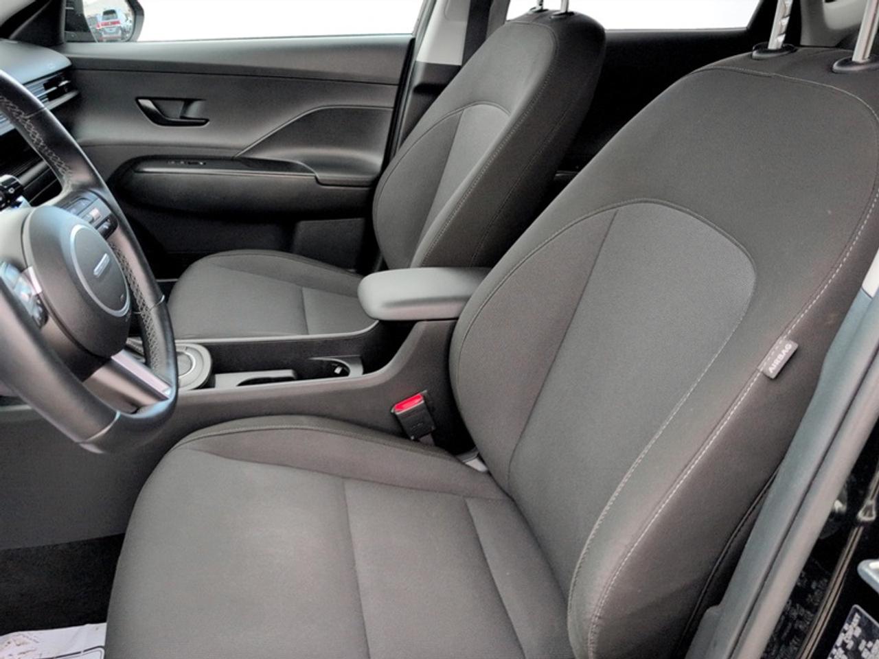 2024 Hyundai KONA Preferred FWD  **NO ACCIDENTS - AWD** Photo