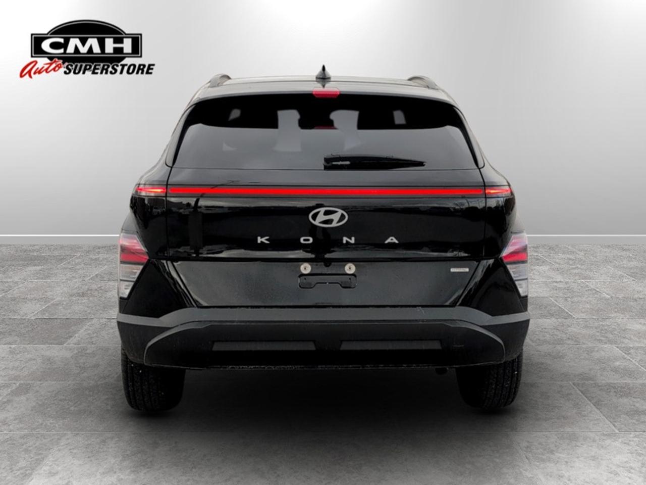 2024 Hyundai KONA Preferred FWD  **NO ACCIDENTS - AWD** Photo2