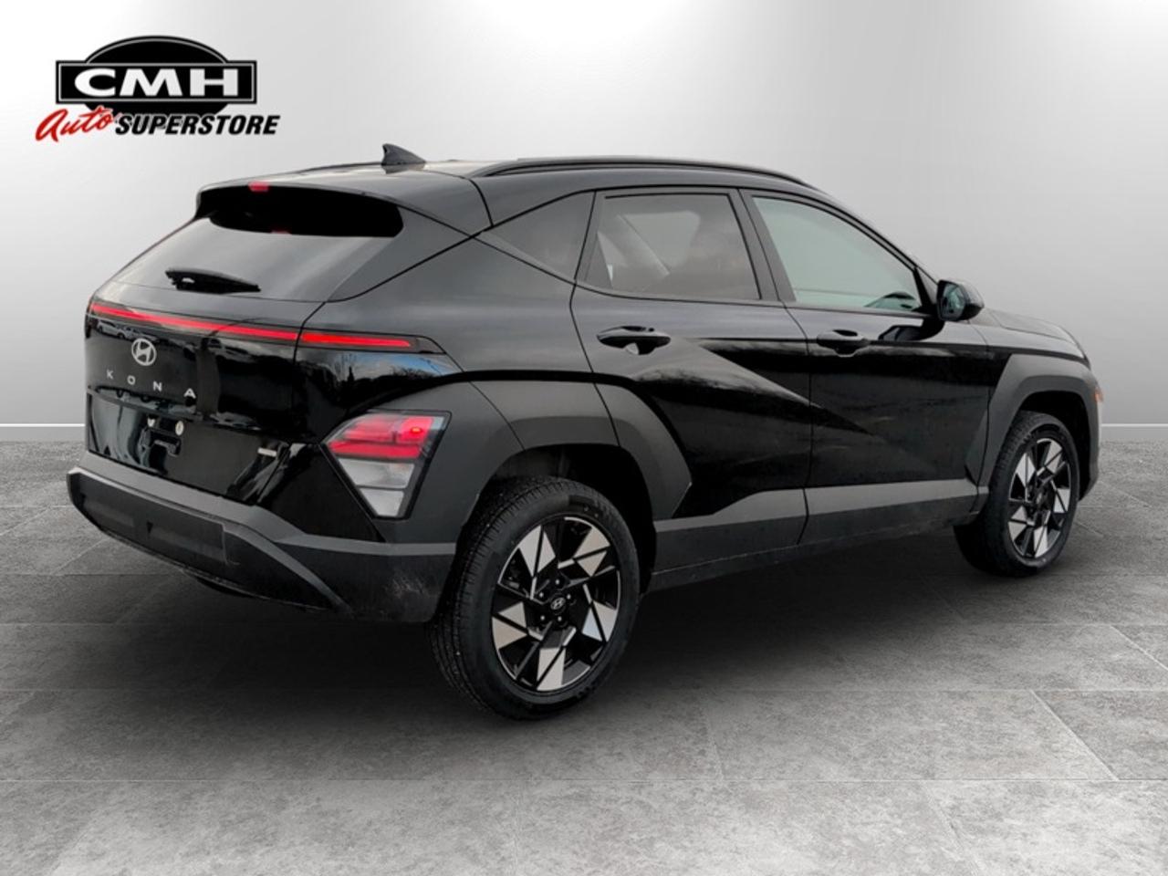 2024 Hyundai KONA Preferred FWD  **NO ACCIDENTS - AWD** Photo3