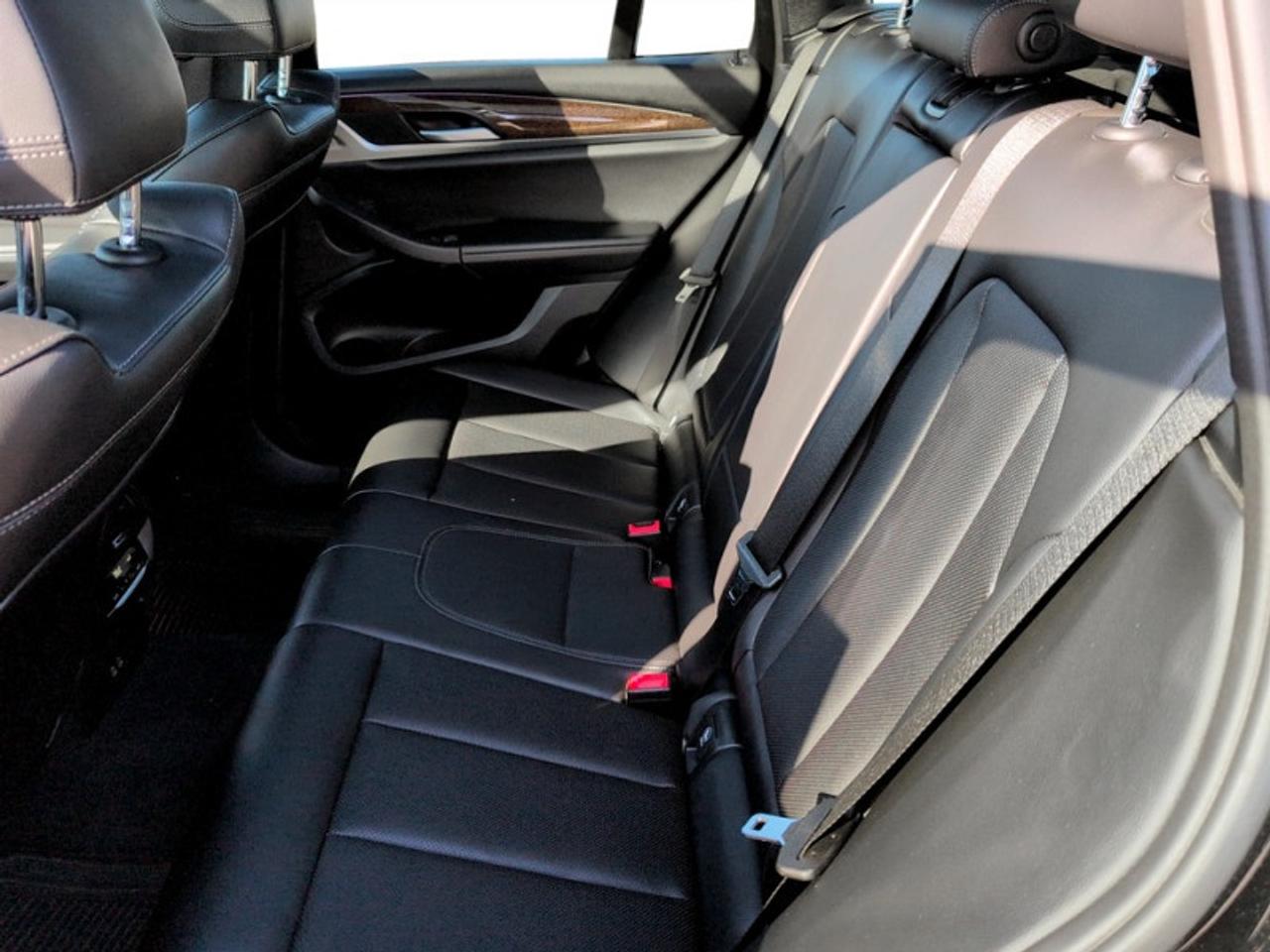 2023 BMW X3 xDrive30i  **PREMIUM ESSENTIAL PACKAGE** Photo