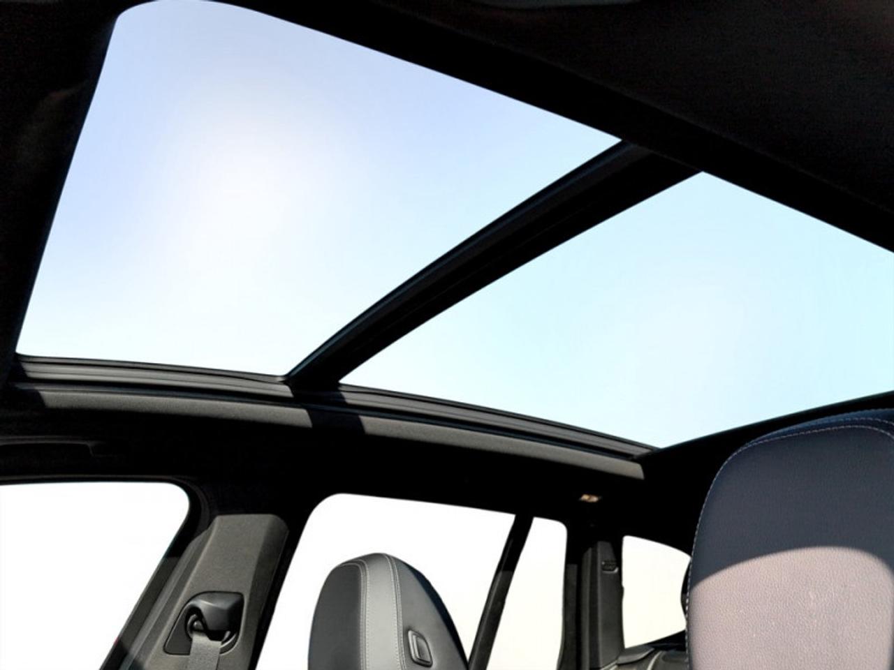 2023 BMW X3 xDrive30i  **PREMIUM ESSENTIAL PACKAGE** Photo