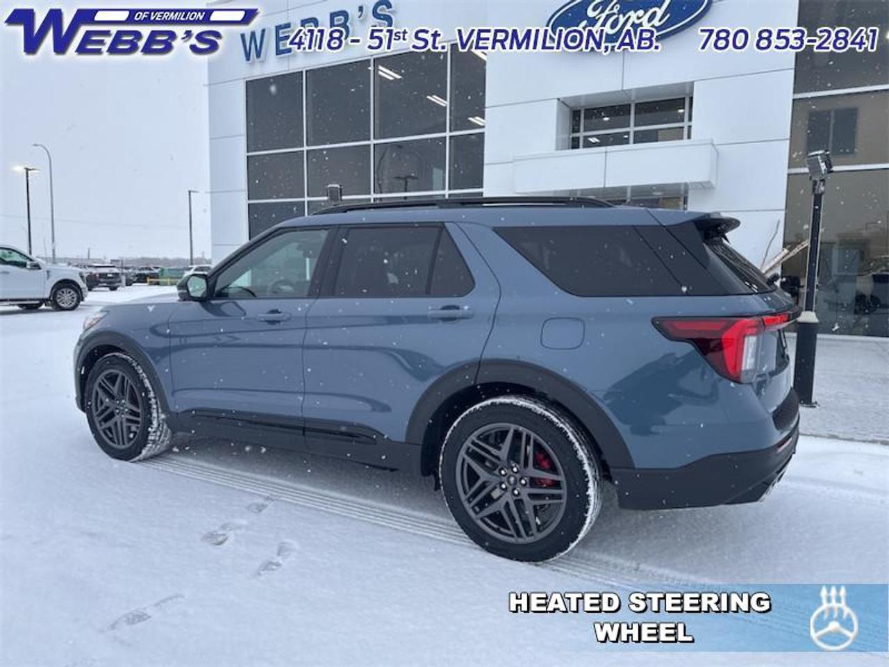 2026 Ford Explorer ST Photo3