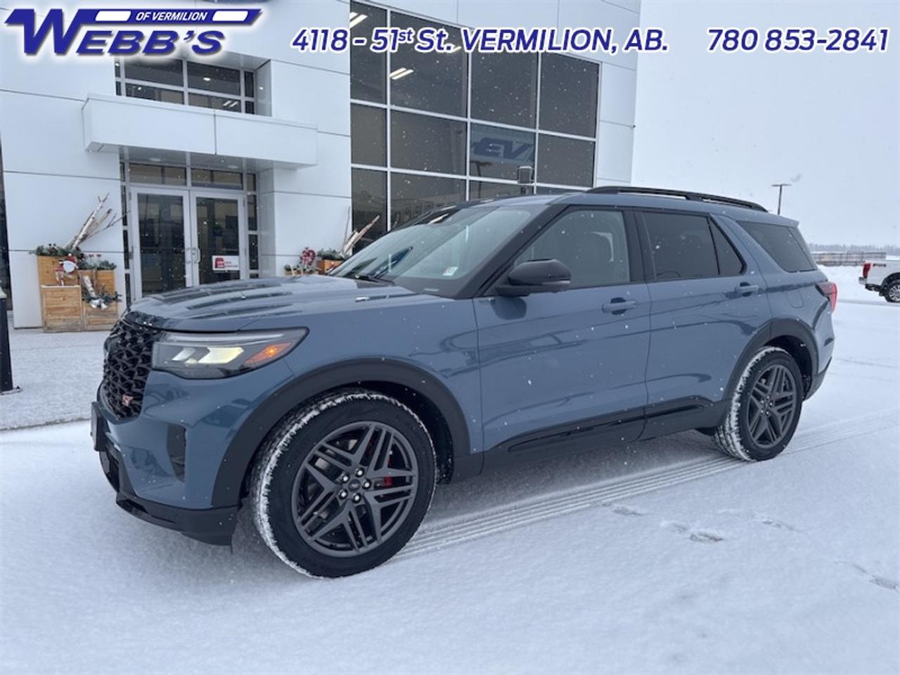 2026 Ford Explorer ST Photo3