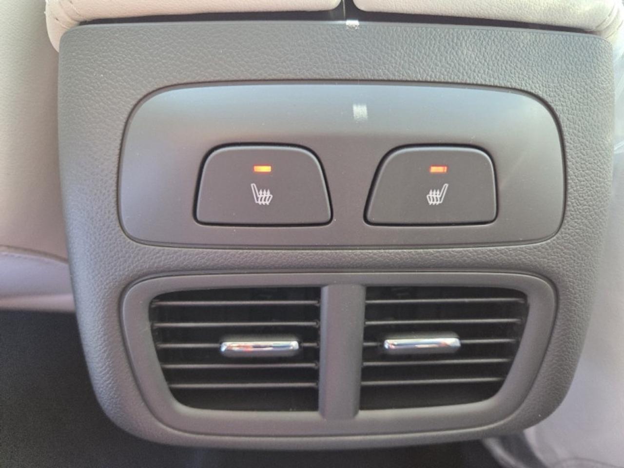 2026 Buick Envision Avenir  - Sunroof -  Cooled Seats Photo