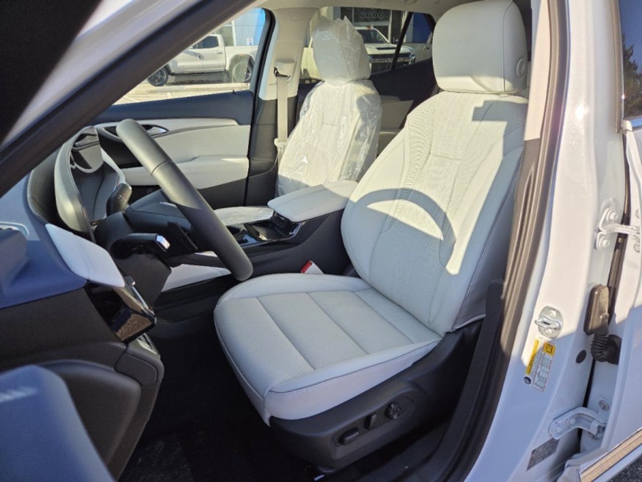 2026 Buick Envision Avenir  - Sunroof -  Cooled Seats Photo