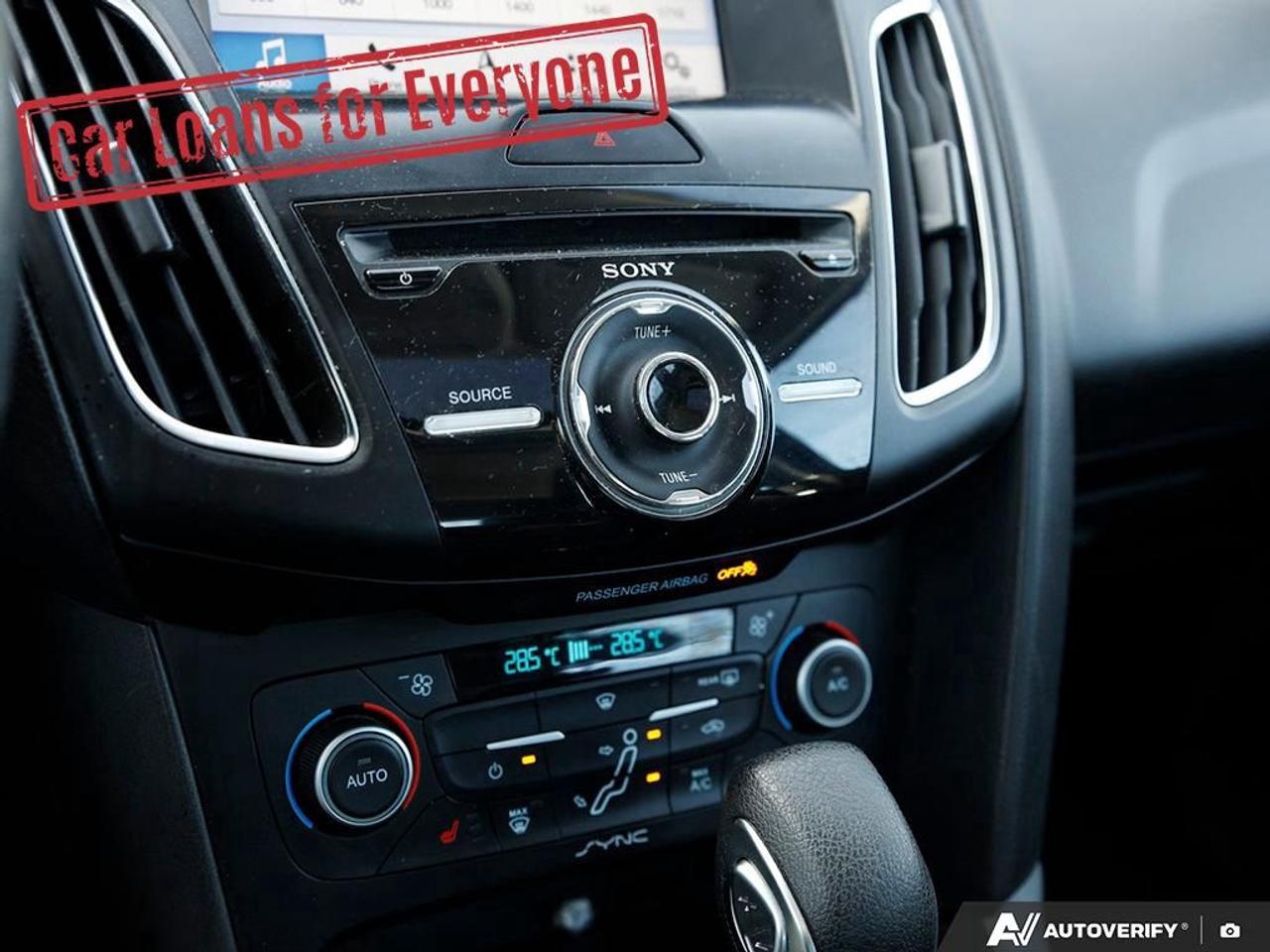 2018 Ford Focus SEL Photo