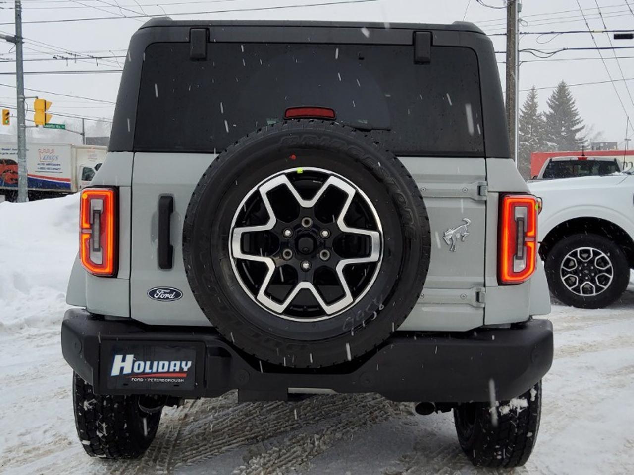 2026 Ford Bronco Outer Banks Photo