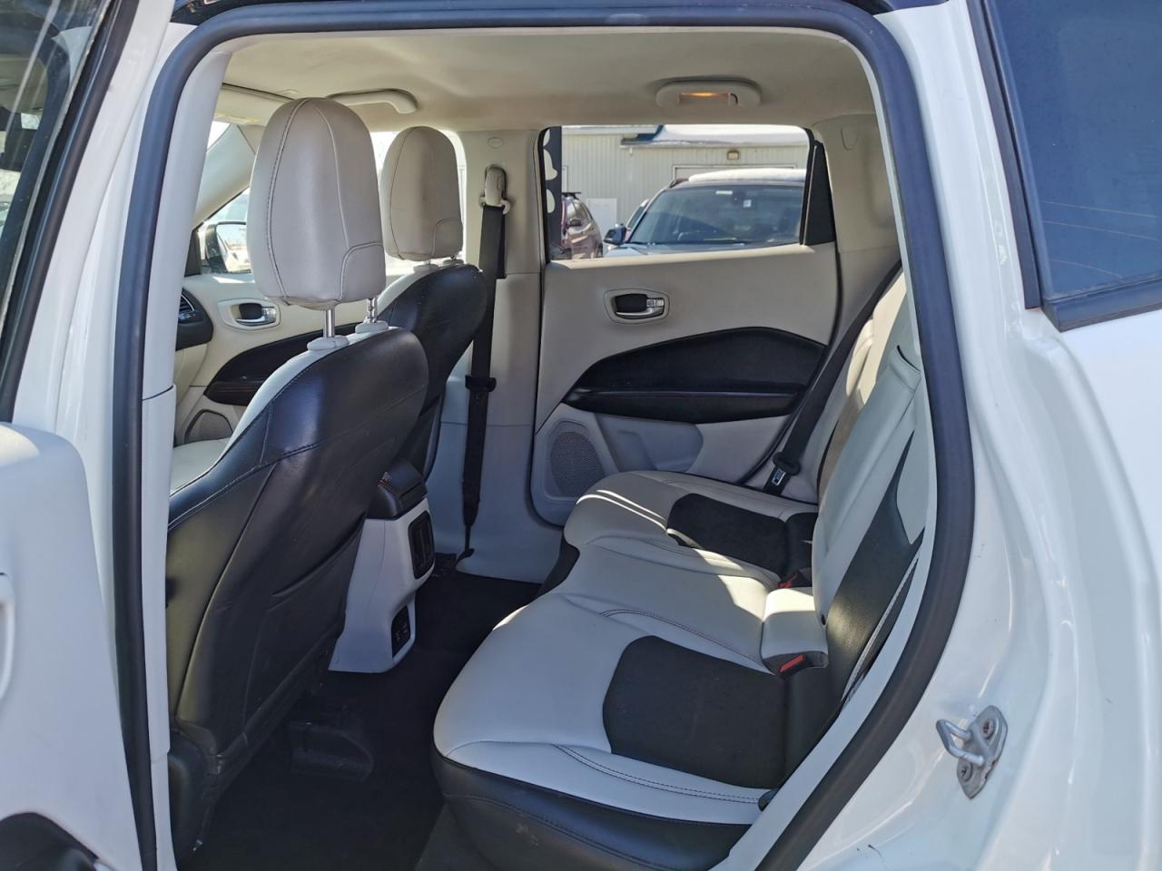 2018 Jeep Compass LIMITED Photo