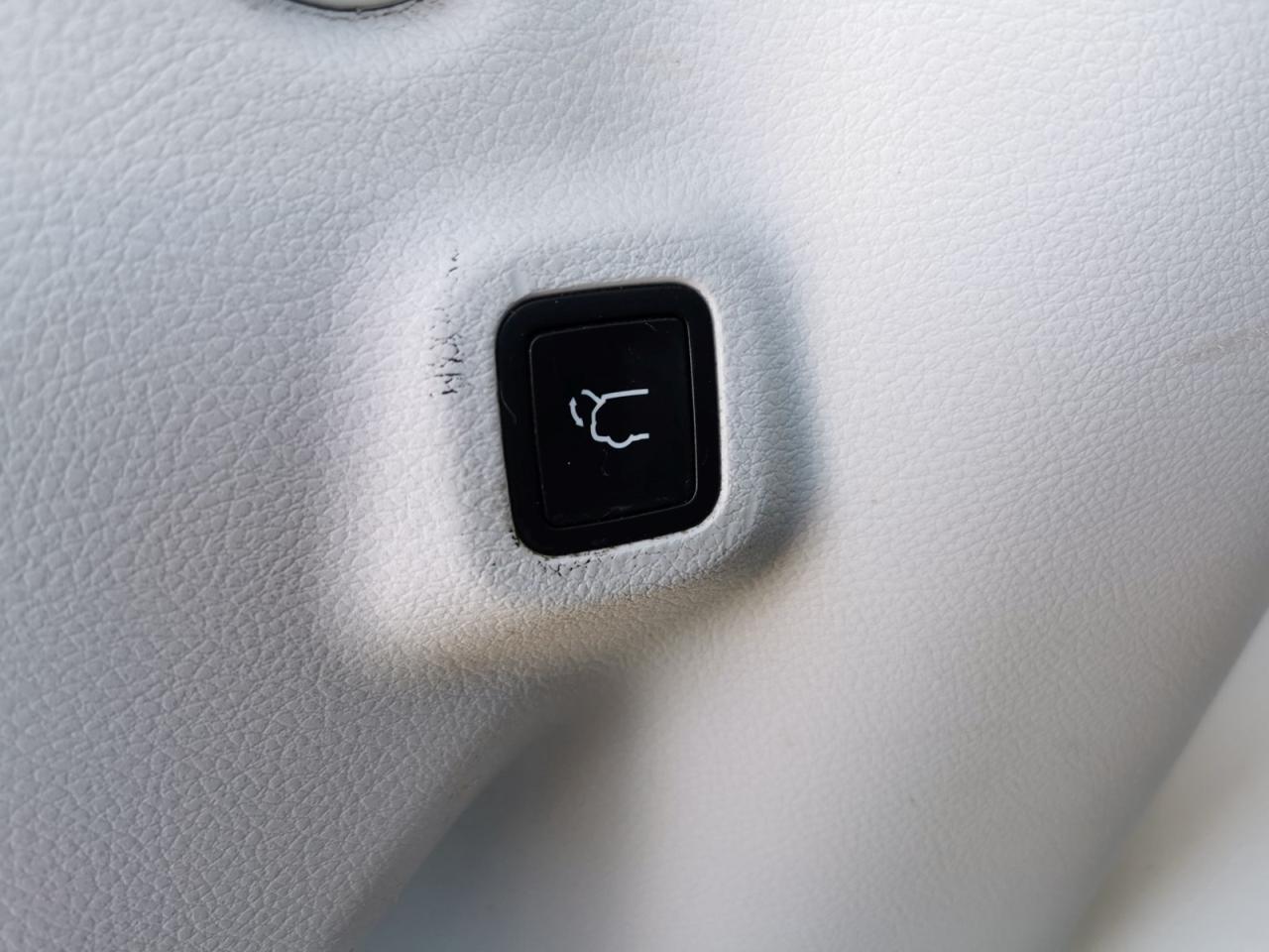 2018 Jeep Compass LIMITED Photo