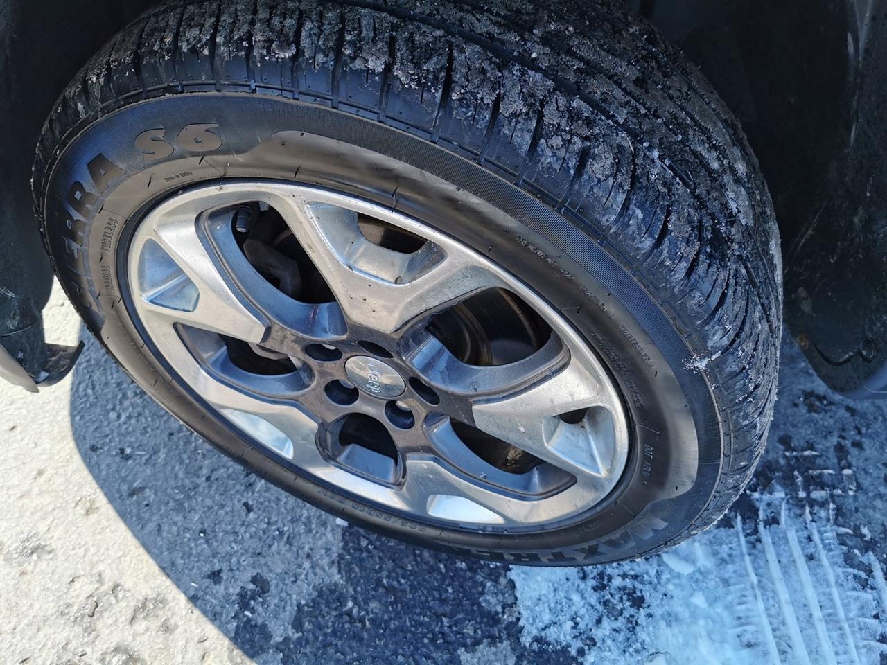 2018 Jeep Compass LIMITED Photo