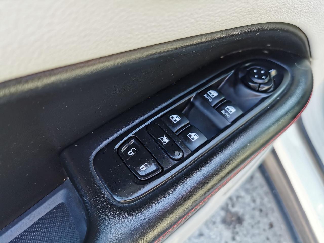 2018 Jeep Compass LIMITED Photo