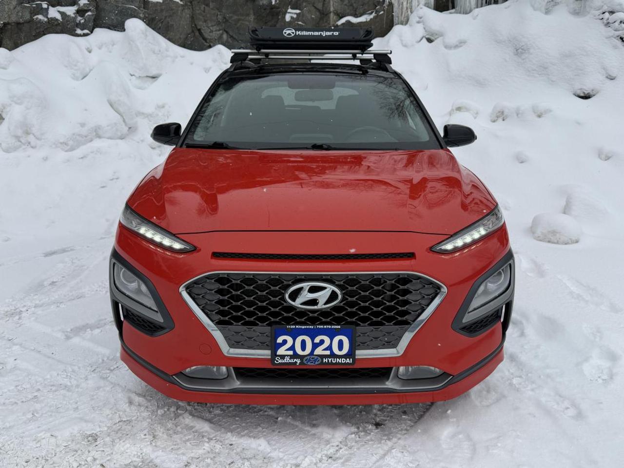 2020 Hyundai KONA 1.6T Trend AWD w/Two-Tone Roof Photo2