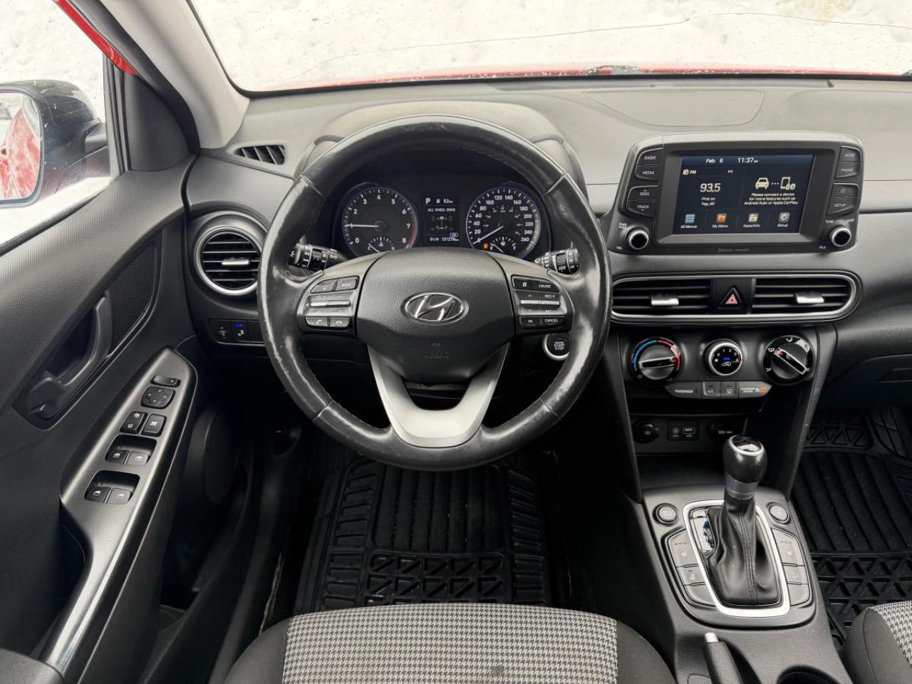 2020 Hyundai KONA 1.6T Trend AWD w/Two-Tone Roof Photo