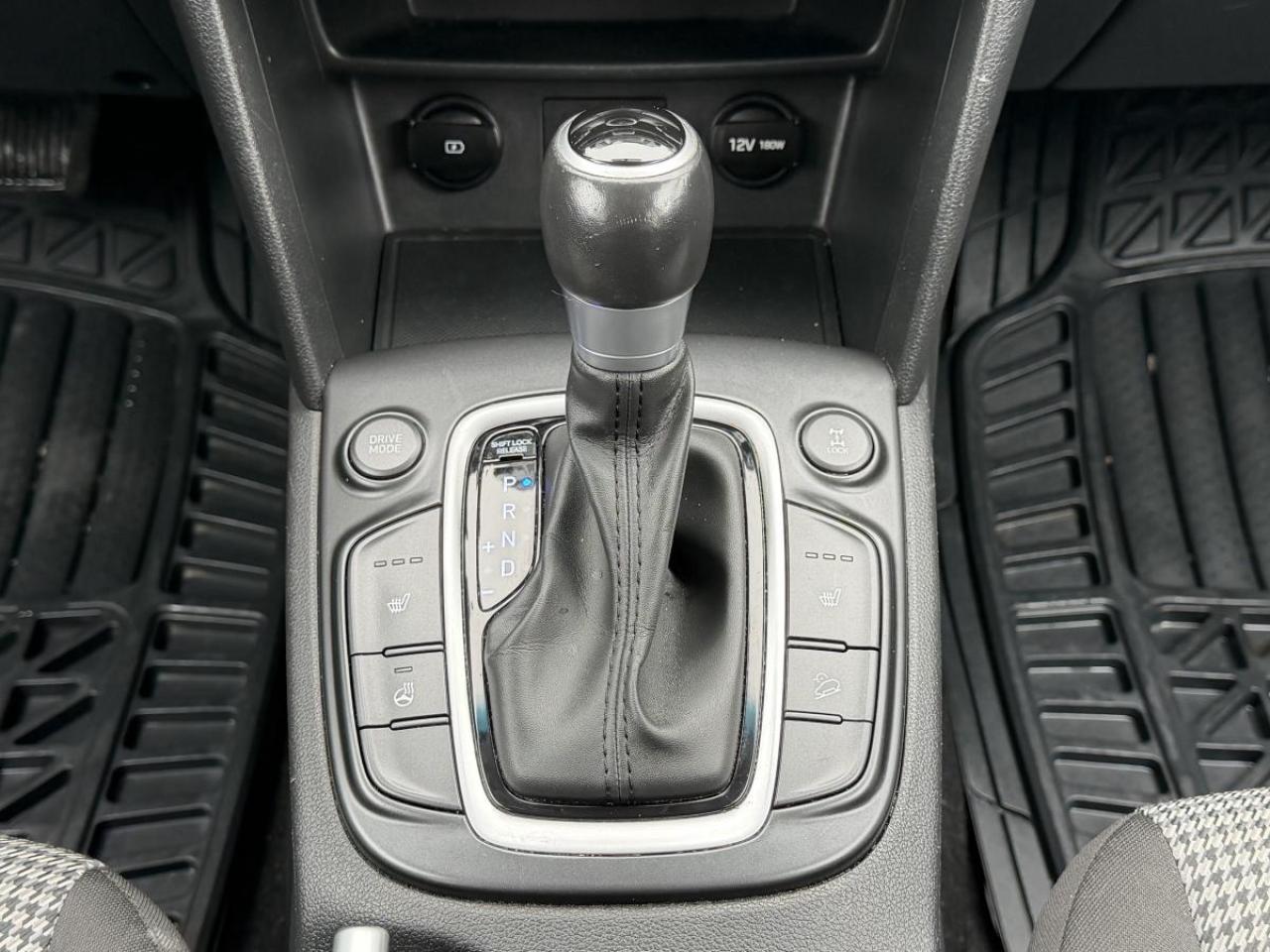 2020 Hyundai KONA 1.6T Trend AWD w/Two-Tone Roof Photo