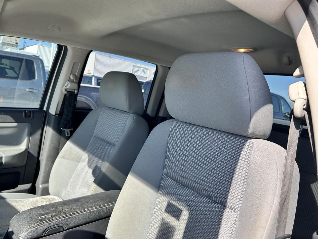 2011 Dodge Dakota SXT Photo