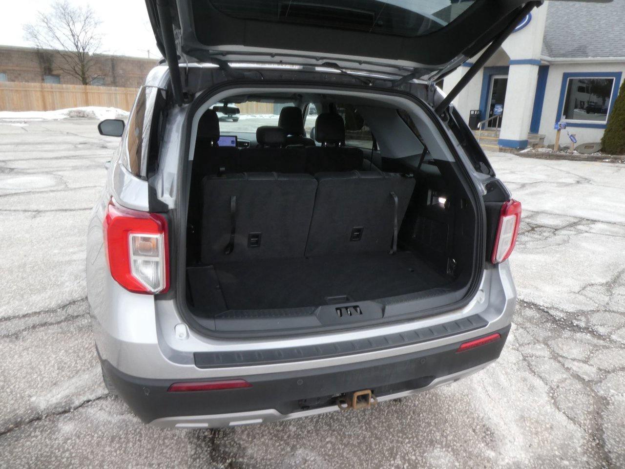 2022 Ford Explorer XLT Photo