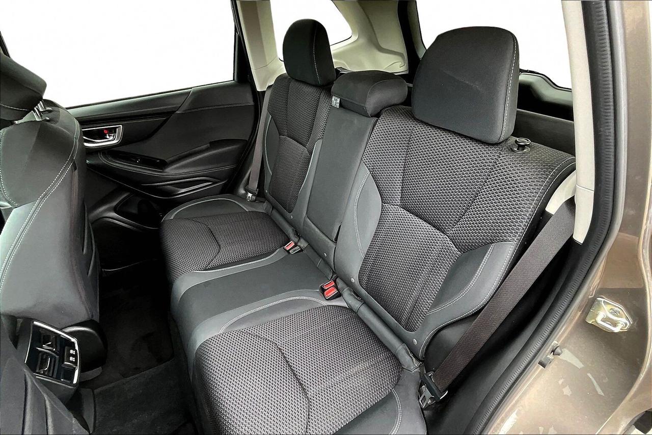 2020 Subaru Forester TOURING Photo