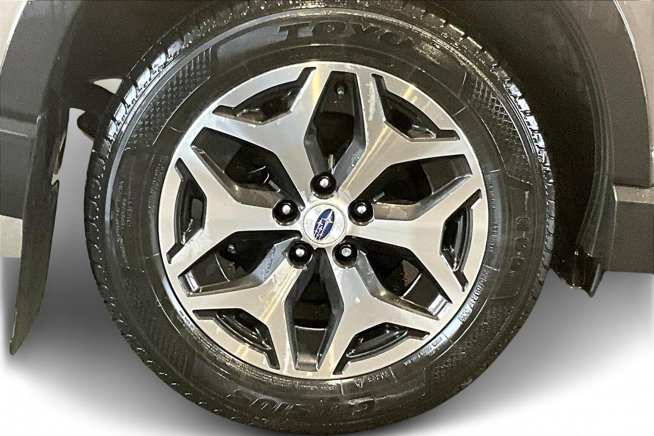 2020 Subaru Forester TOURING Photo