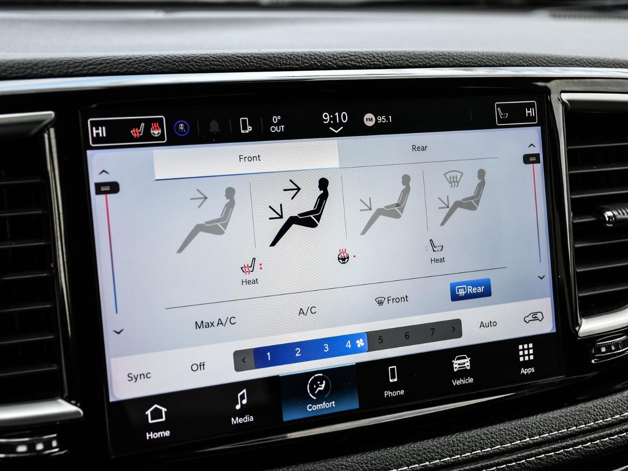 2023 Chrysler Pacifica TOURING L AWD Photo