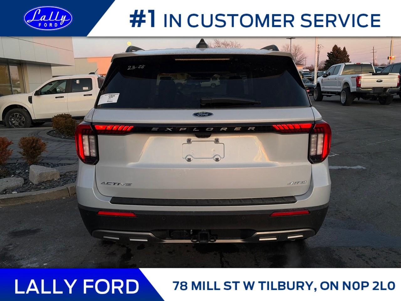 2026 Ford Explorer Active w/200A Pkg 4WD Photo