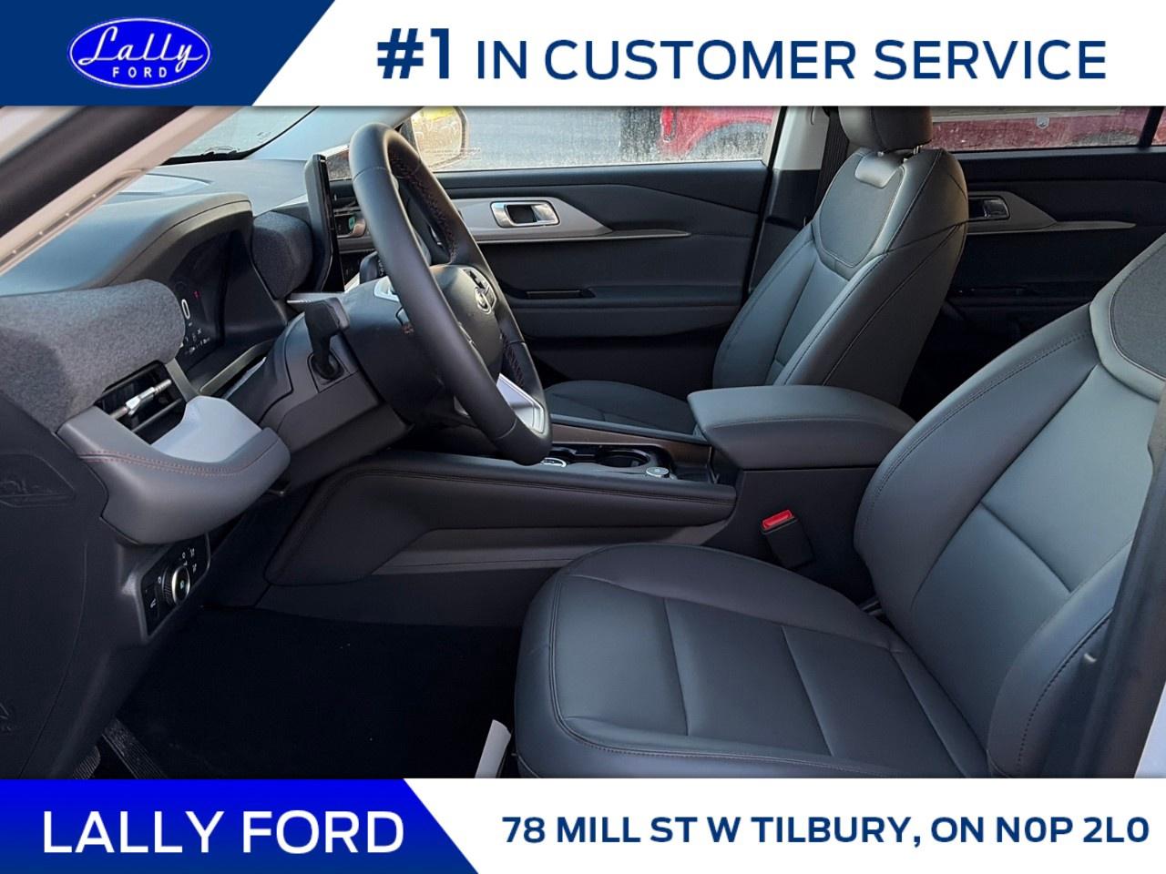 2026 Ford Explorer Active w/200A Pkg 4WD Photo