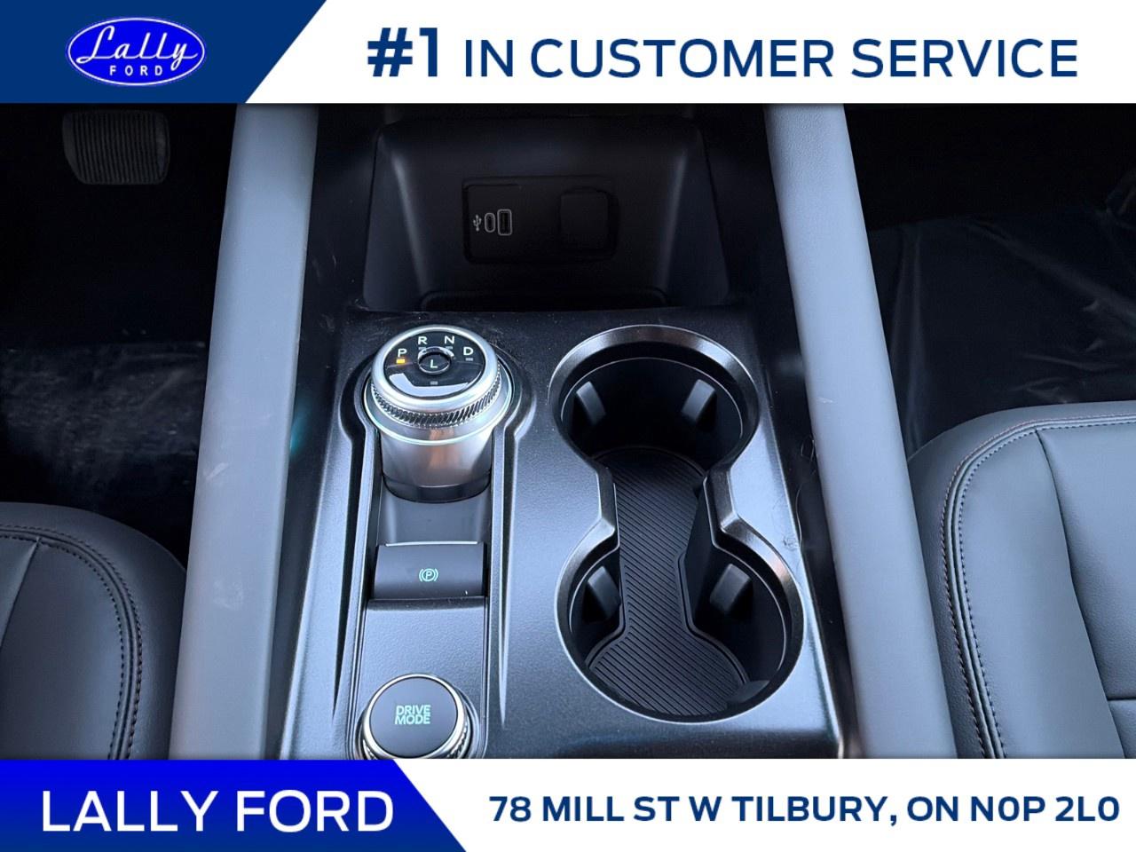 2026 Ford Explorer Active w/200A Pkg 4WD Photo