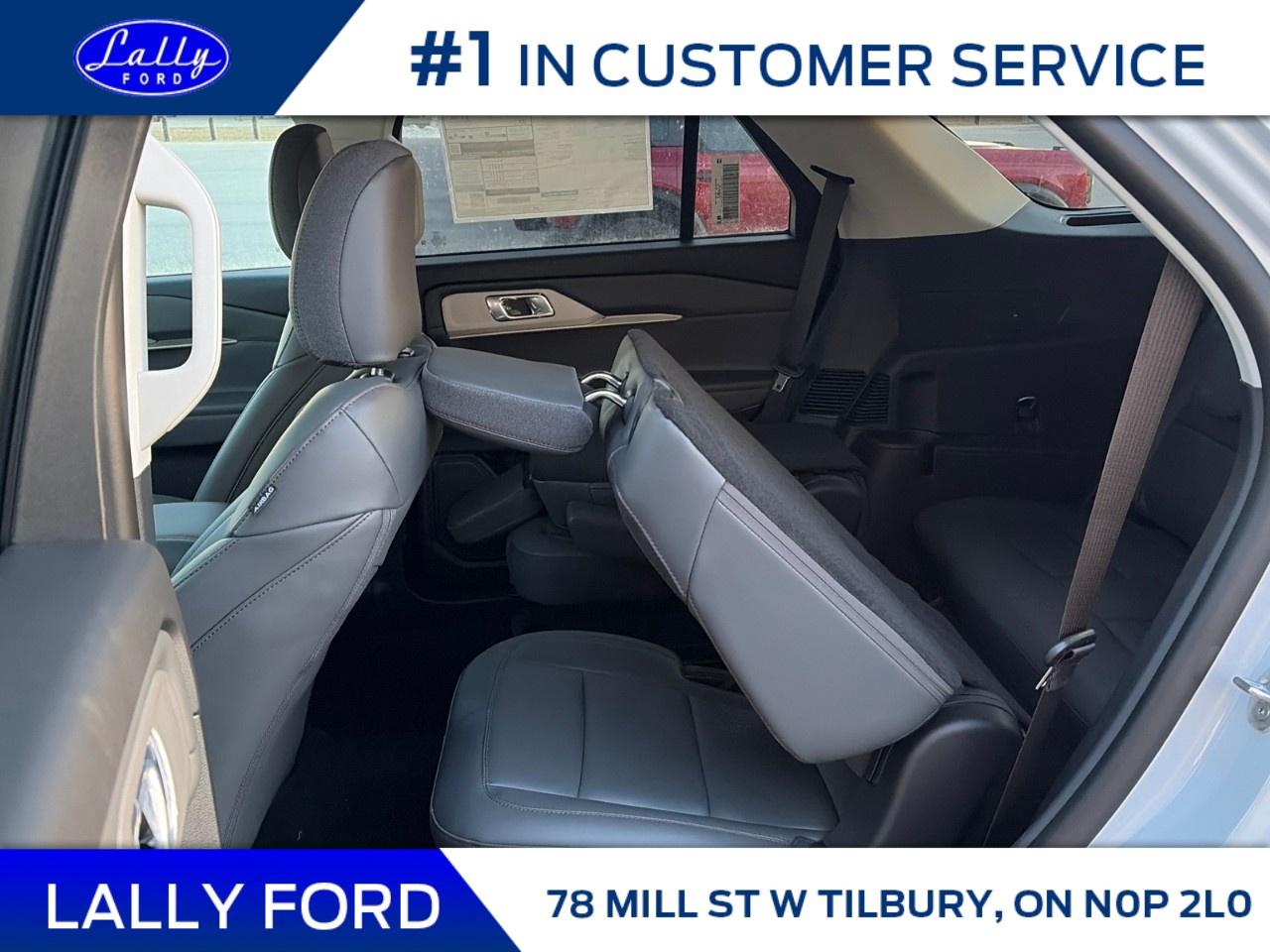 2026 Ford Explorer Active w/200A Pkg 4WD Photo