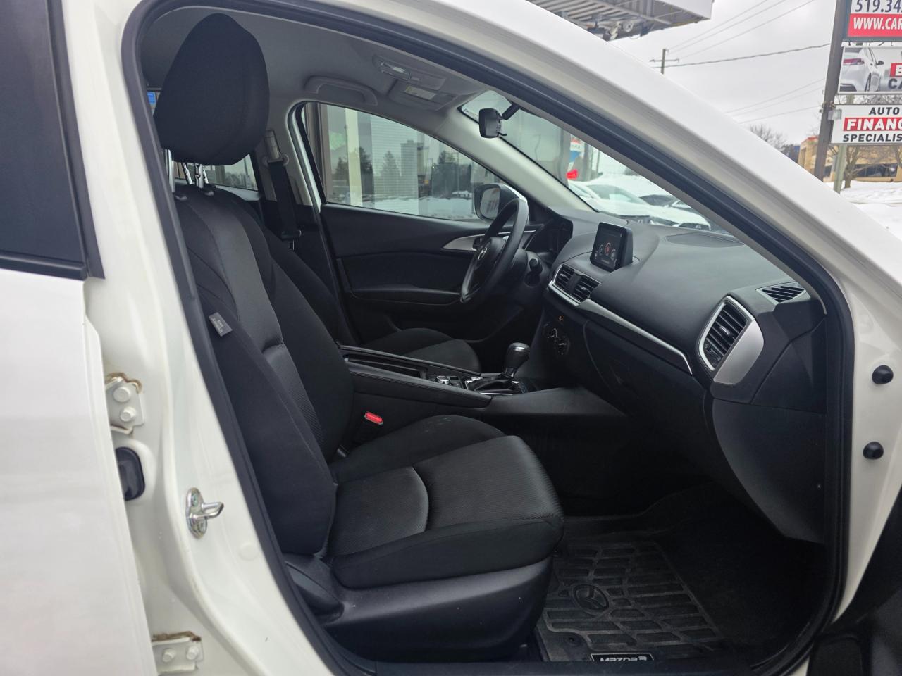 2018 Mazda MAZDA3 GX One Owner | Accident Free | Backup Camera | Heated Steering Photo