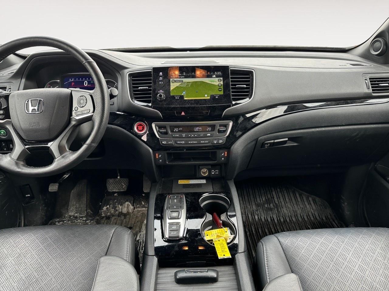 2022 Honda Passport Touring AWD Photo
