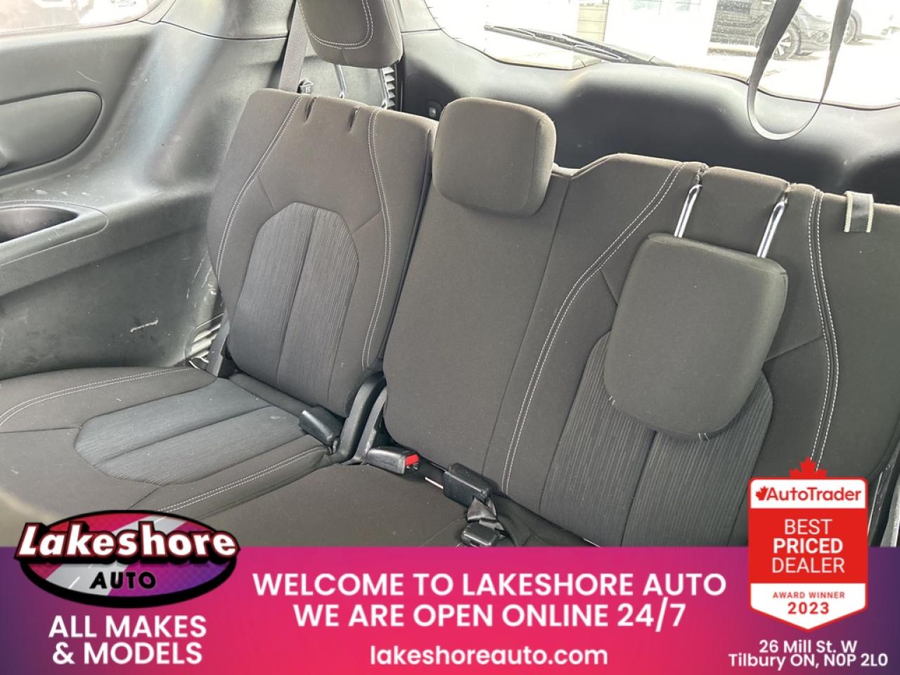 2022 Chrysler Pacifica Touring Photo