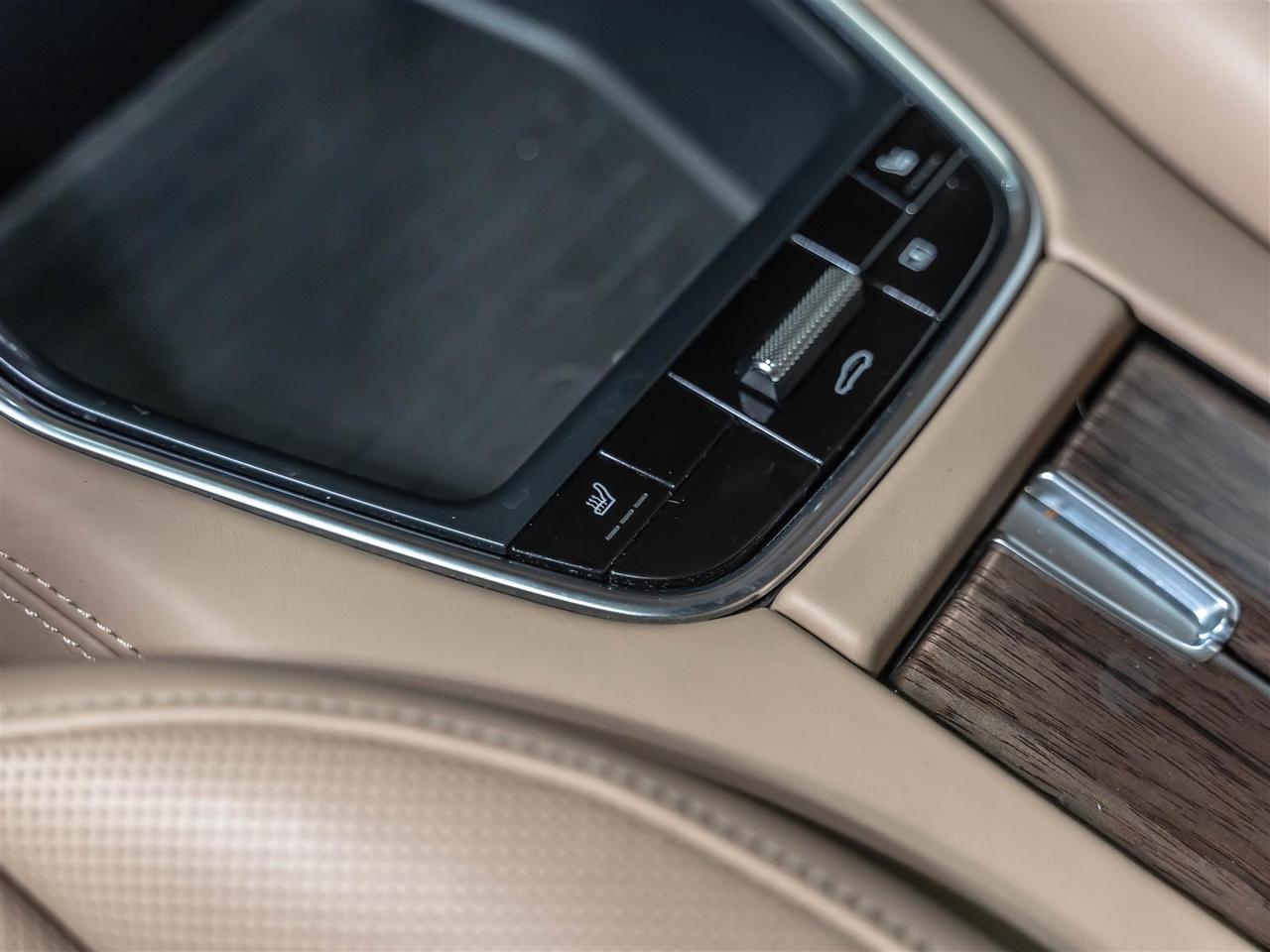 2018 Porsche Panamera 4 E-Hybrid|PREMIUM PLUS|SPORT CHRONO|PASM|PDLS|LOADED Photo