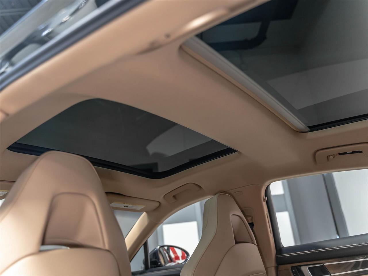 2018 Porsche Panamera 4 E-Hybrid|PREMIUM PLUS|SPORT CHRONO|PASM|PDLS|LOADED Photo