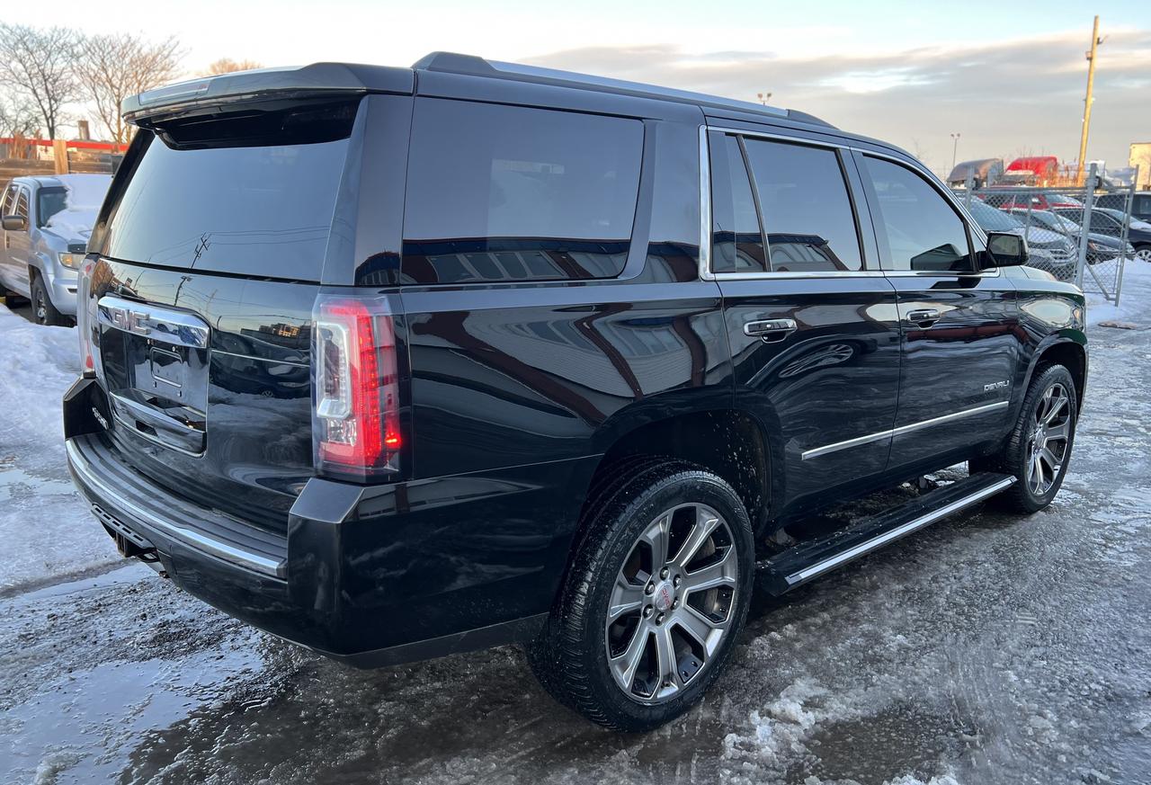 2017 GMC Yukon Denali Photo