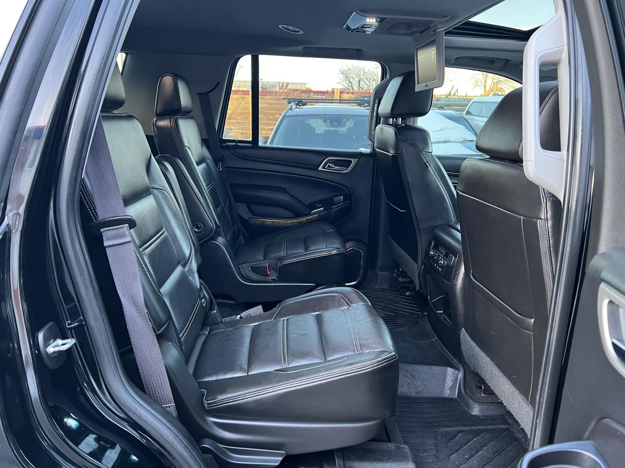 2017 GMC Yukon Denali Photo