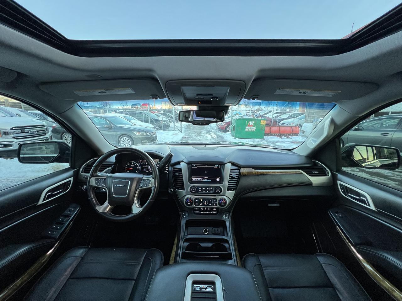 2017 GMC Yukon Denali Photo