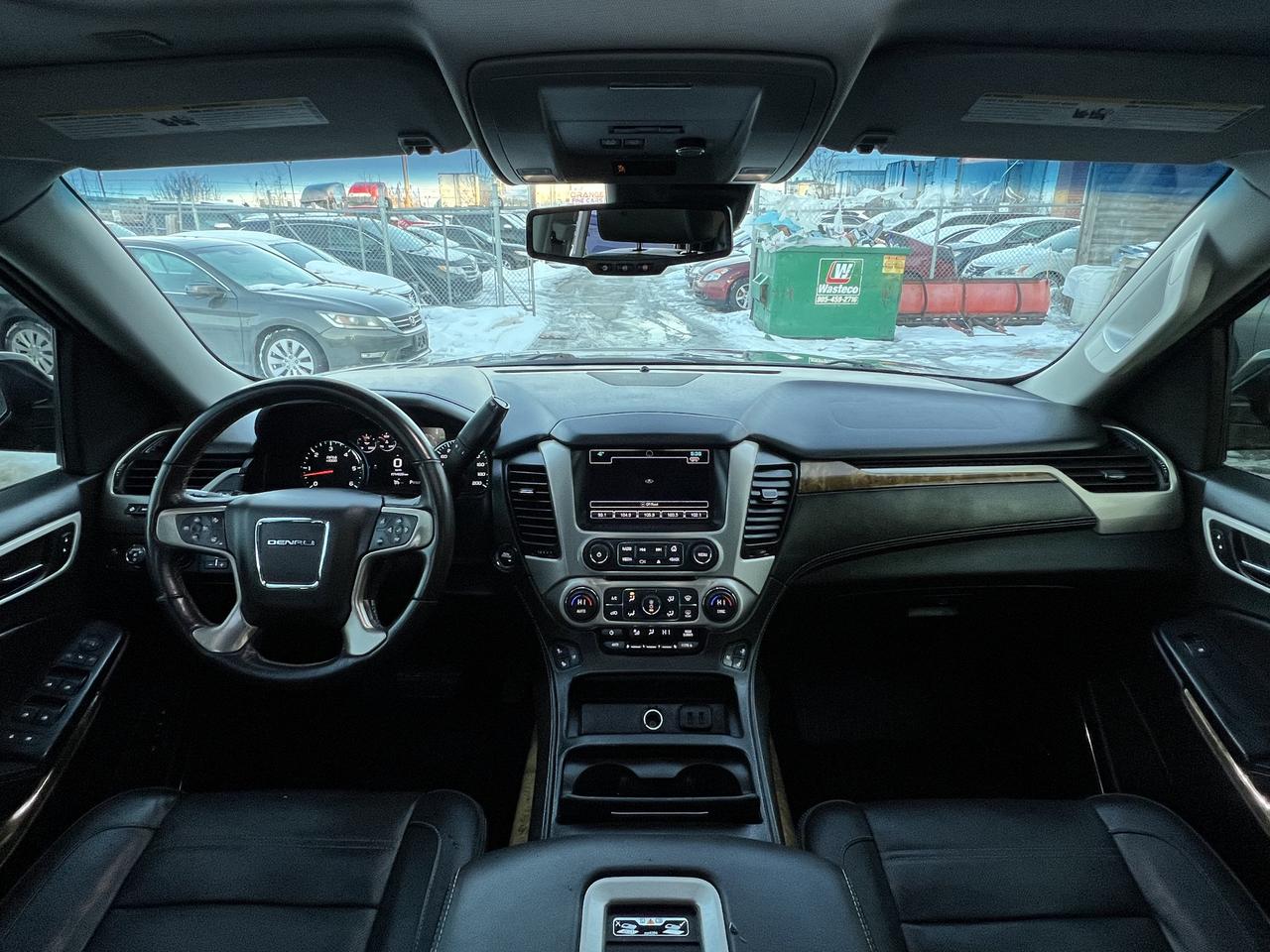 2017 GMC Yukon Denali Photo