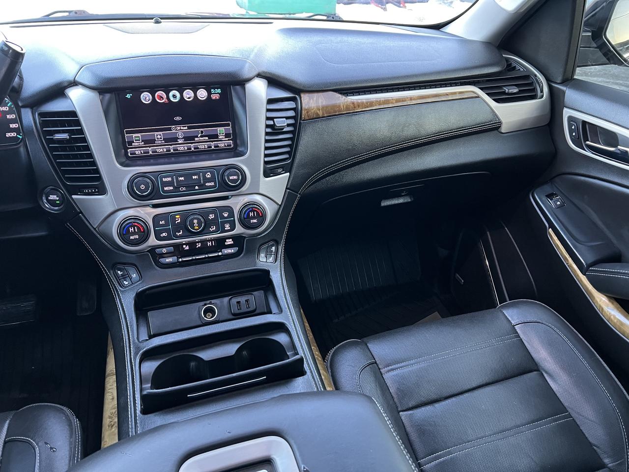 2017 GMC Yukon Denali Photo