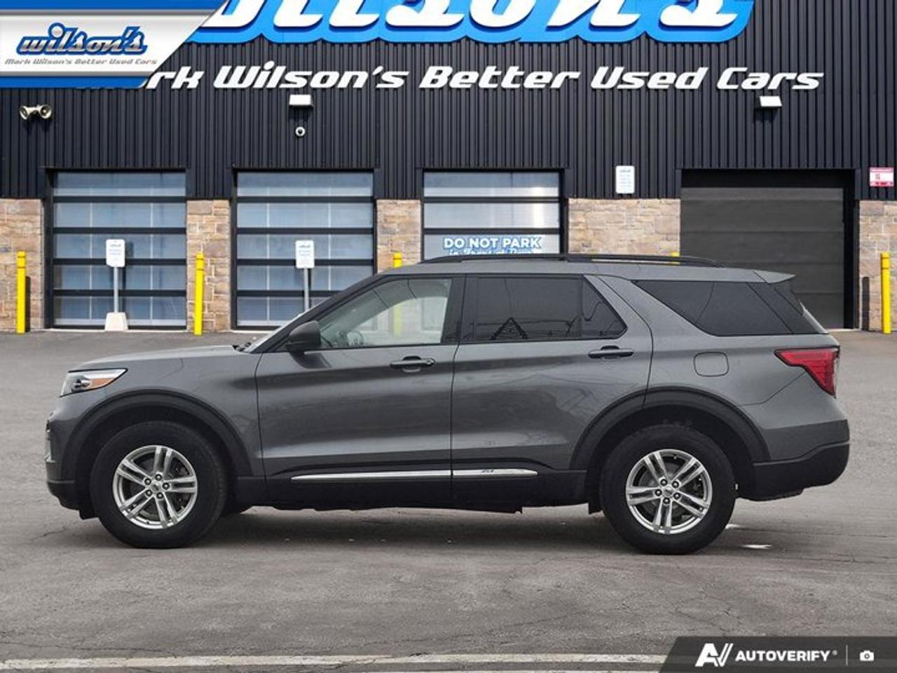 2024 Ford Explorer XLT | Leather | Heated Seats | CarPlay + Android | Rear Camera | and More ! Photo