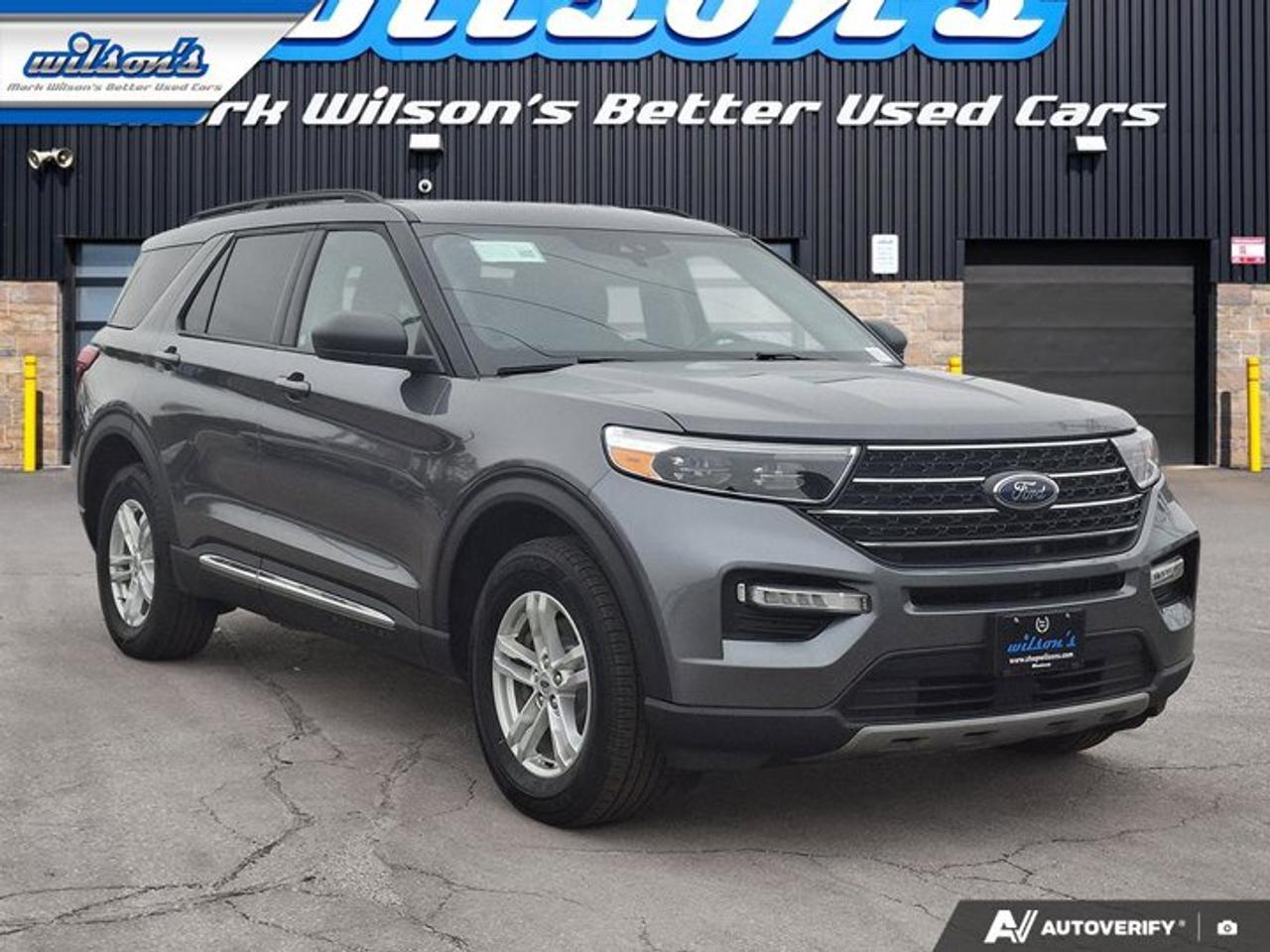2024 Ford Explorer XLT | Leather | Heated Seats | CarPlay + Android | Rear Camera | and More ! Photo